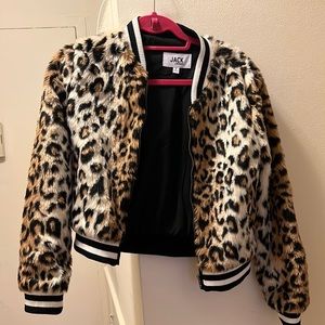 Cheetah print fuzzy jacket BB Dakota